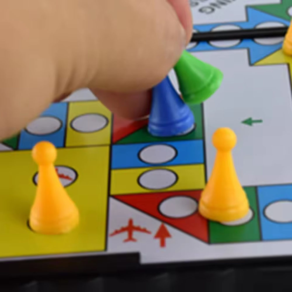 Opvouwbaar magnetisch vliegend - Magnetic Travel Chess recensie en prijs